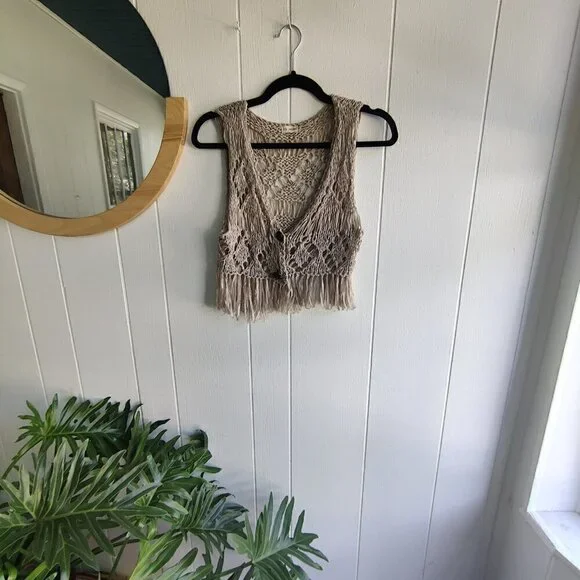 Crochet Vest by Blu Pepper. 4" fringe , cream color, 2 buttons, lightweight. S - Picture 3 of 5